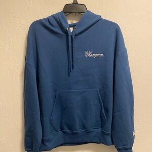 Champion Twilight Blue Script Font Logo Women’s Long Sleeve Hoodie Size Large